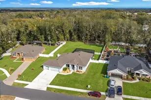 904 Paso Aly, Fruitland Park, FL 34731 - Photo 3