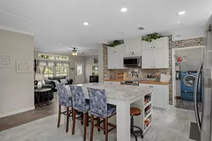 6310 W Orange Ln, Crystal River, FL 34429 - Photo 11