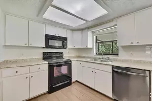 9875 W Orchard St, Crystal River, FL 34428 - Photo 11