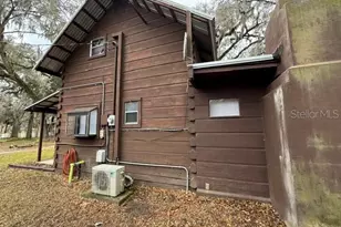 2380 NW 34th Pl, Lake Panasoffkee, FL 33538 - Photo 35