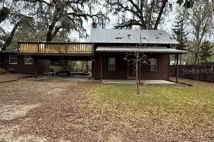 2380 NW 34th Pl, Lake Panasoffkee, FL 33538 - Photo 1