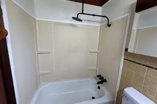 2380 NW 34th Pl, Lake Panasoffkee, FL 33538 - Photo 13