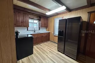 2380 NW 34th Pl, Lake Panasoffkee, FL 33538 - Photo 5