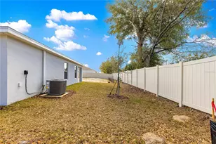 8729 Triumph Cir, Wildwood, FL 34785 - Photo 37