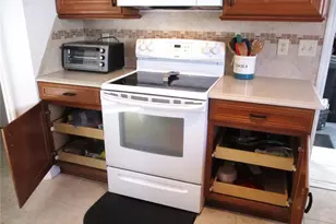 13699 SW 111th Ave, Dunnellon, FL 34432 - Photo 9