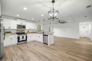 24242 NW Aspen Ln, Dunnellon, FL 34431 - Photo 9