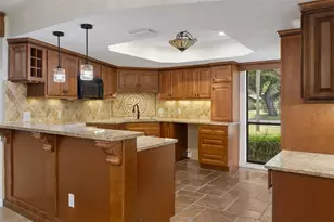 239 SE Paradise Point Rd, Crystal River, FL 34429 - Photo 13