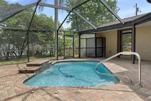 239 SE Paradise Point Rd, Crystal River, FL 34429 - Photo 35