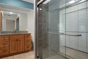 239 SE Paradise Point Rd, Crystal River, FL 34429 - Photo 29
