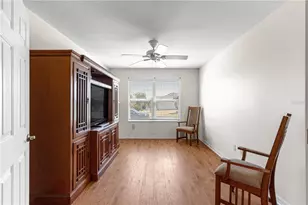 454 Bishopville Loop, The Villages, FL 32162 - Photo 15