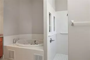 39644 Harbor Hills Blvd, Lady Lake, FL 32159 - Photo 23