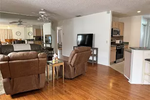 17385 SE 82nd Pecan Terrace, The Villages, FL 32162 - Photo 3