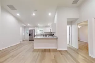 19656 SW Lark Ave, Dunnellon, FL 34431 - Photo 9