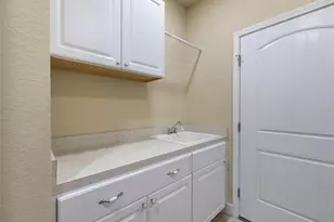9123 SW 70th Loop, Ocala, FL 34481 - Photo 29