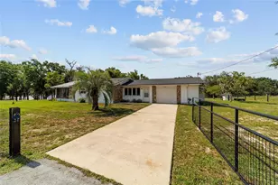 23717 SW Zephyr Hill Ct, Dunnellon, FL 34431 - Photo 3