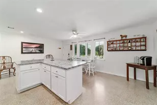 23717 SW Zephyr Hill Ct, Dunnellon, FL 34431 - Photo 15