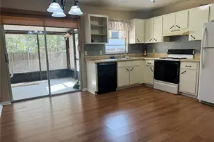 1724 NE 30th St, Ocala, FL 34479 - Photo 9