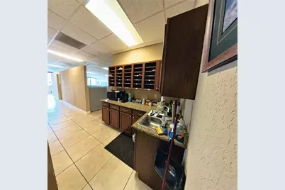 126 N US Highway 27, Lady Lake, FL 32159 - Photo 17