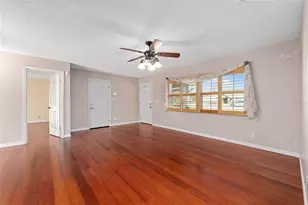 10890 SE 73rd Ct, Belleview, FL 34420 - Photo 9