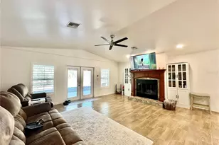 12031 SE 66th Pl, Morriston, FL 32668 - Photo 11