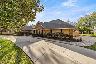 2420 SE 15th St, Ocala, FL 34471 - Photo 3