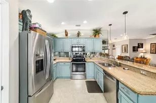 12747 SE 97th Terrace Rd, Summerfield, FL 34491 - Photo 17
