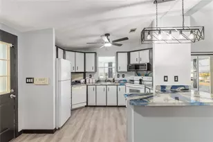 6832 NE 3rd Pl, Ocala, FL 34470 - Photo 17