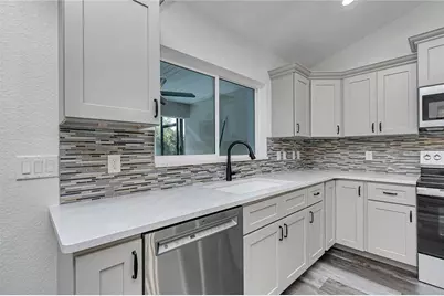 18471 SW 66 Loop, Dunnellon, FL 34432 - Photo 15