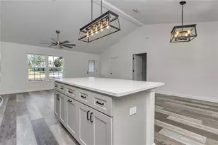 18471 SW 66th Loop, Dunnellon, FL 34432 - Photo 17