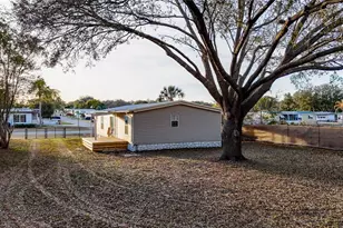 105 NE 66th Ct, Ocala, FL 34470 - Photo 9