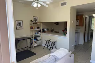 1220 SW 1st Ave, Gainesville, FL 32601 - Photo 3