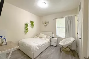 1220 SW 1st Ave, Gainesville, FL 32601 - Photo 7