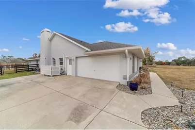 5970 NE 57th Loop, Silver Springs, FL 34488 - Photo 5