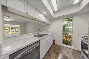 1229 N Egret Point, Crystal River, FL 34429 - Photo 9