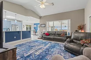 10121 SW 190th Ct, Dunnellon, FL 34432 - Photo 7