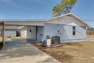 9782 SE 157th Ln, Summerfield, FL 34491 - Photo 3