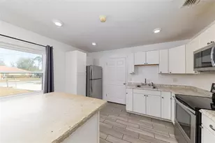 9782 SE 157th Ln, Summerfield, FL 34491 - Photo 13