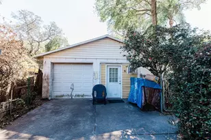 1013 E Chelsea St, Tampa, FL 33603 - Photo 27