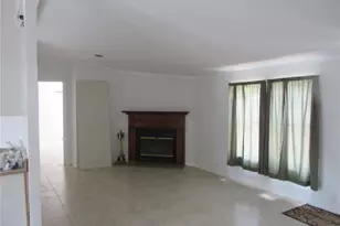 18601 SE 24th Ln, Ocklawaha, FL 32179 - Photo 9