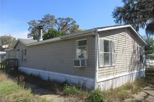 18601 SE 24th Ln, Ocklawaha, FL 32179 - Photo 7