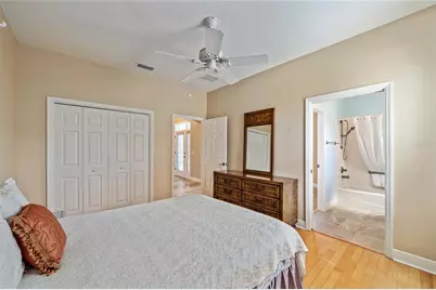 646 Stratford Lane, The Villages, FL 32162 - Photo 31