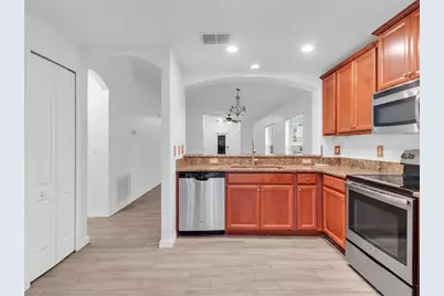 1909 Hawks View Drive, Ruskin, FL 33570 - Photo 9