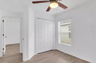 1909 Hawks View Dr, Ruskin, FL 33570 - Photo 21