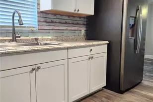 10915 NE 222 St, Fort Mc Coy, FL 32134 - Photo 7