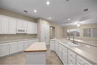 9512 SE 124th Loop, Summerfield, FL 34491 - Photo 15