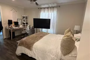 6867 NE 5th St, Ocala, FL 34470 - Photo 9