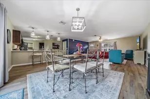 685 NW 67th Pl, Ocala, FL 34475 - Photo 9