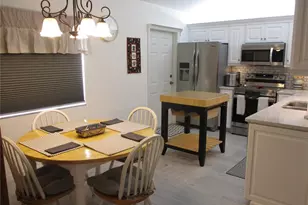 11653 SW 138th Ln, Dunnellon, FL 34432 - Photo 9