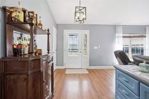 13025 NE 7th Ln, Silver Springs, FL 34488 - Photo 5