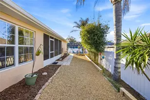 13025 NE 7th Ln, Silver Springs, FL 34488 - Photo 33